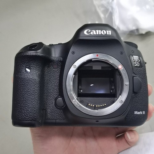 Canon eos mark iii 3mp - canon,